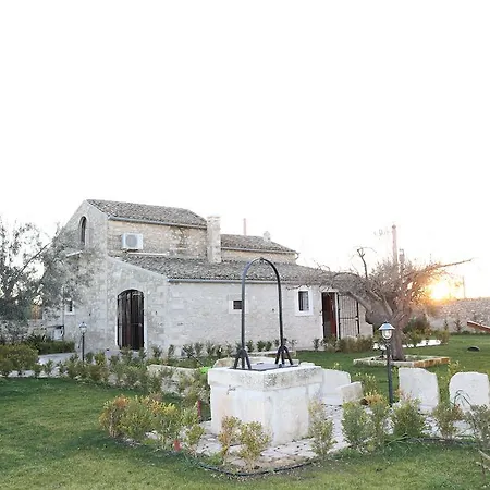 Serravalle Relais & Country With Private Pool - Esclusive Use Chiaramonte Gulfi
