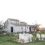 Serravalle Relais & Country With Private Pool - Esclusive Use Chiaramonte Gulfi