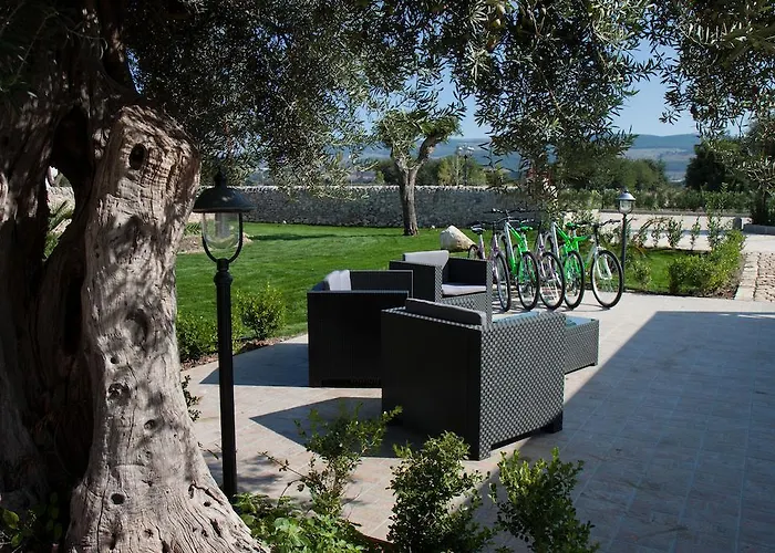 Daire Serravalle Relais & Country With Private Pool - Esclusive Use *